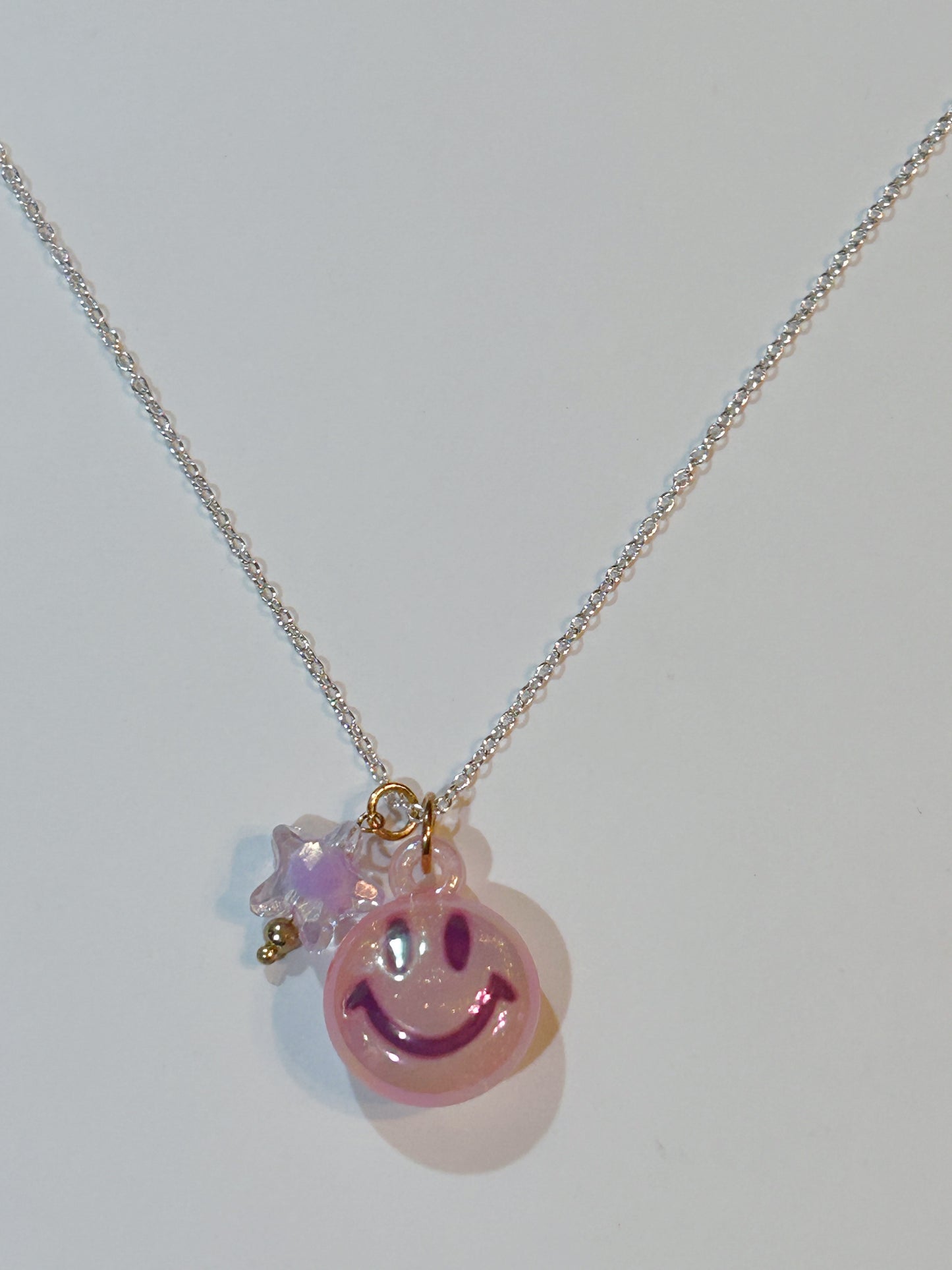 Happy Face Charm Neckless Purple